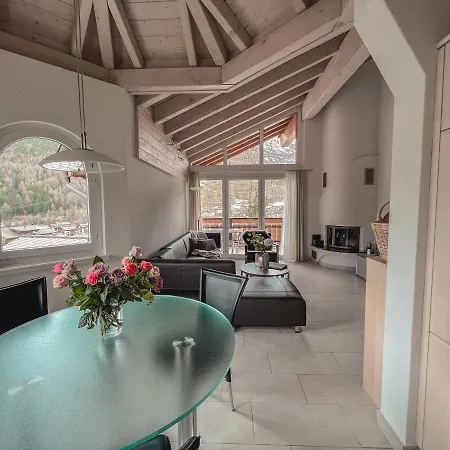 Chateau Apartman *