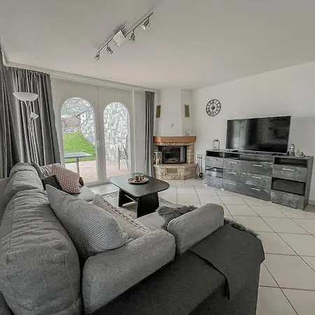 Chateau Apartman *